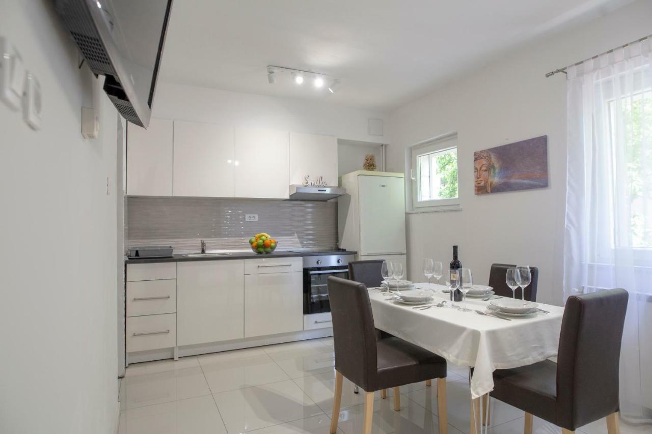 Family Silver Apartment Sibenik Luaran gambar